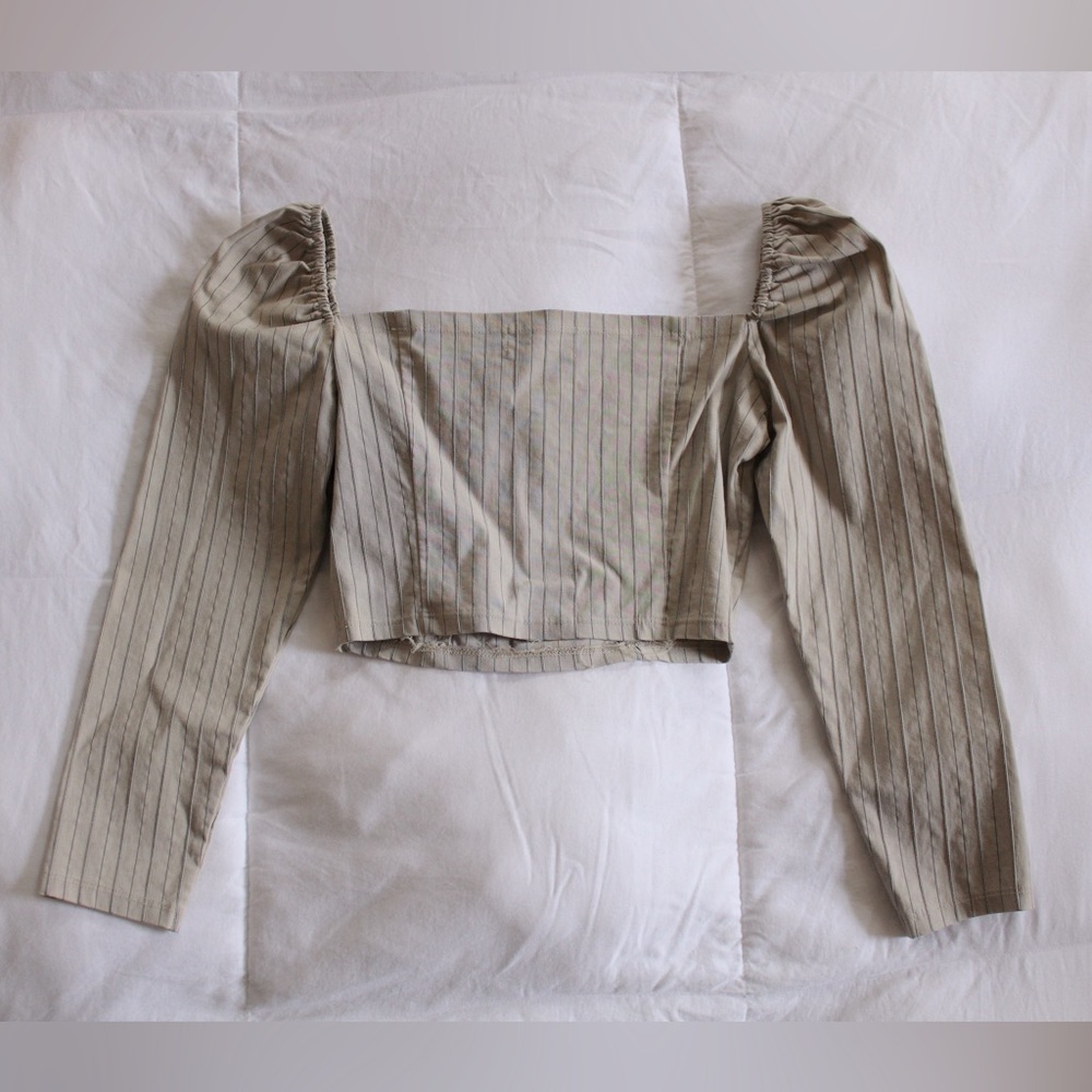 Vintage Urban Crop Top (S)